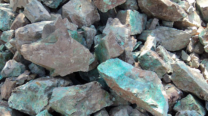 Copper ore crushing and processing line